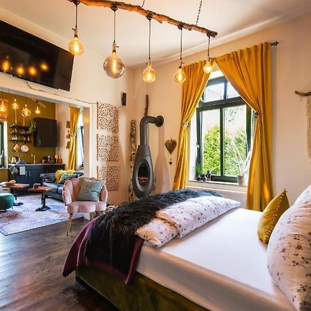 Boutique Apartments Benz I-Iii Бергиш-Гладбах Экстерьер фото